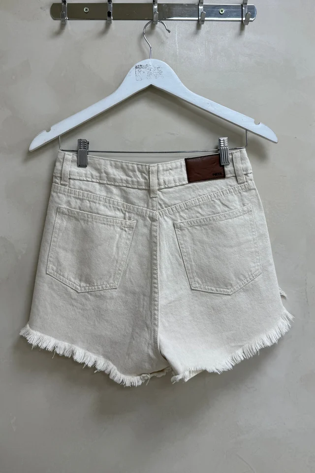 Short Cavado Cascarilla