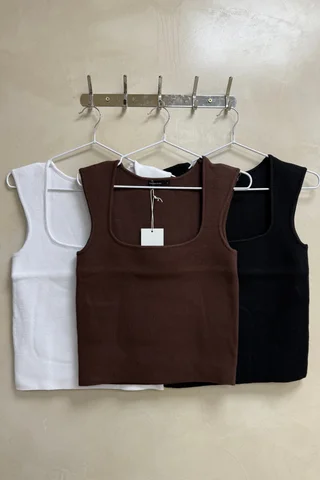 Top Tejido Con Escote Cuadrado - Vista 4