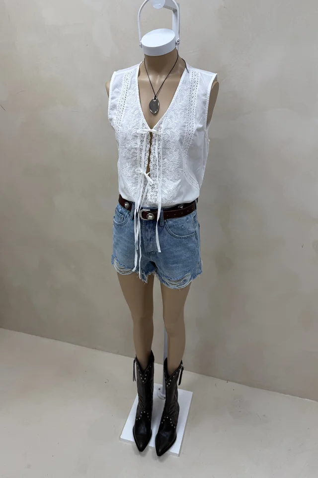 Chaleco con Puntilla