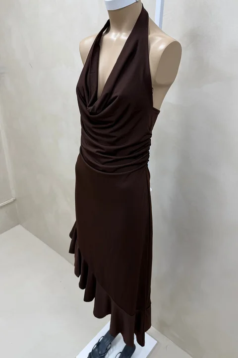 Vestido Irregular Con Volado