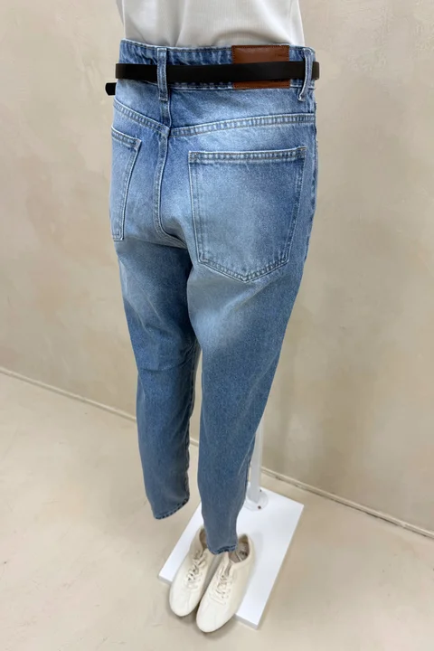 Jean Mom Vicky