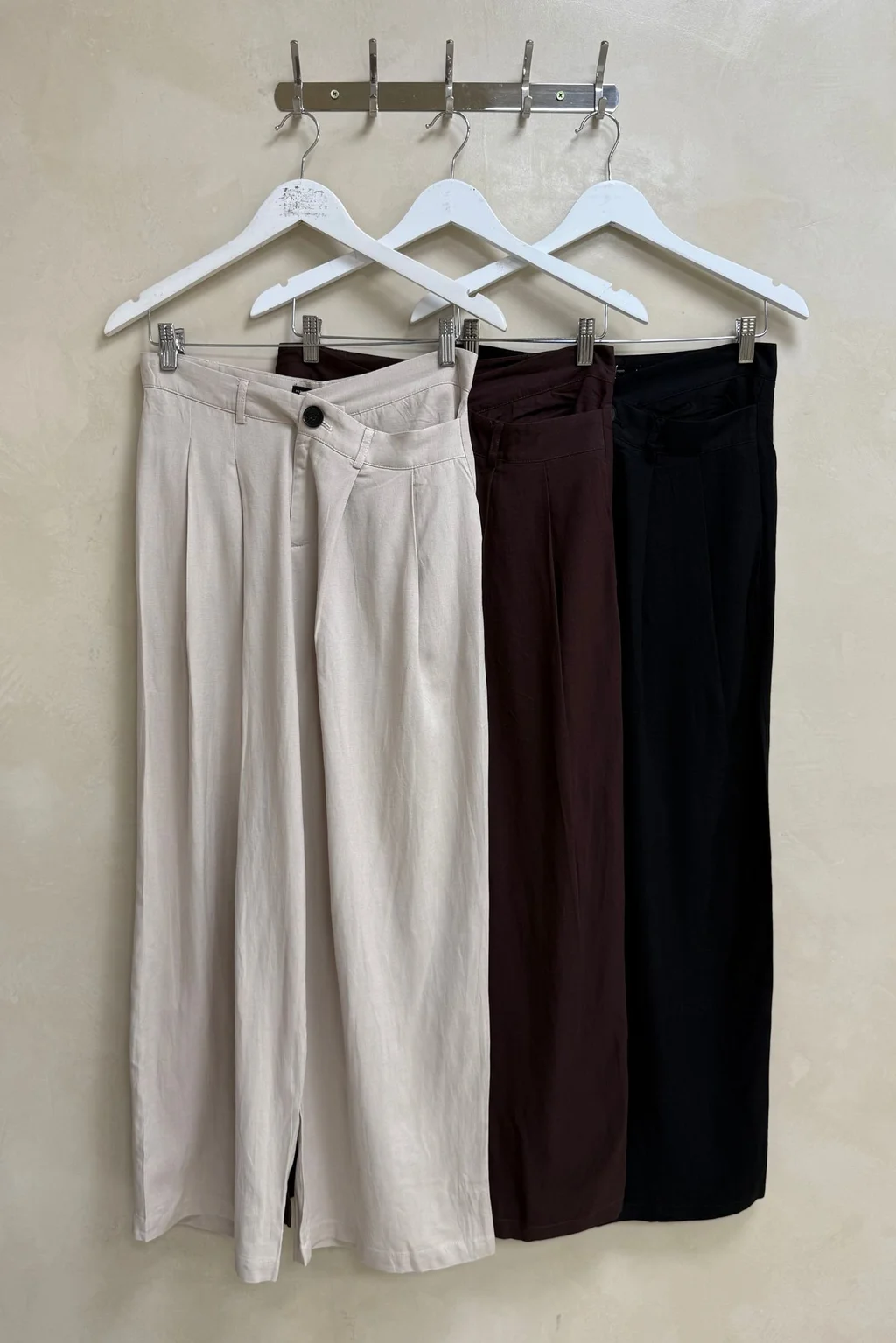 Pantalon Sastrero Asimetrico - 3