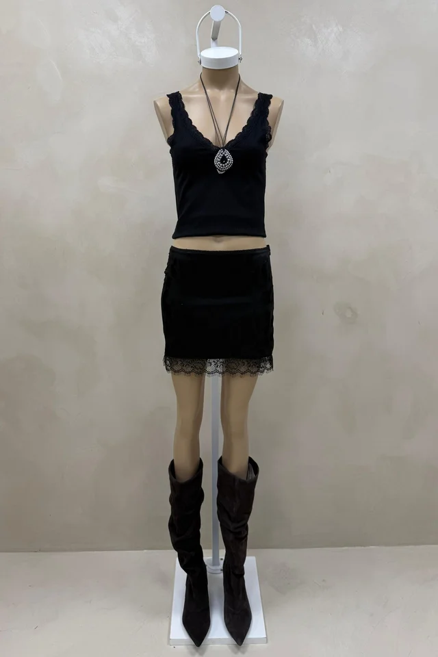 Mini Saten con Puntilla