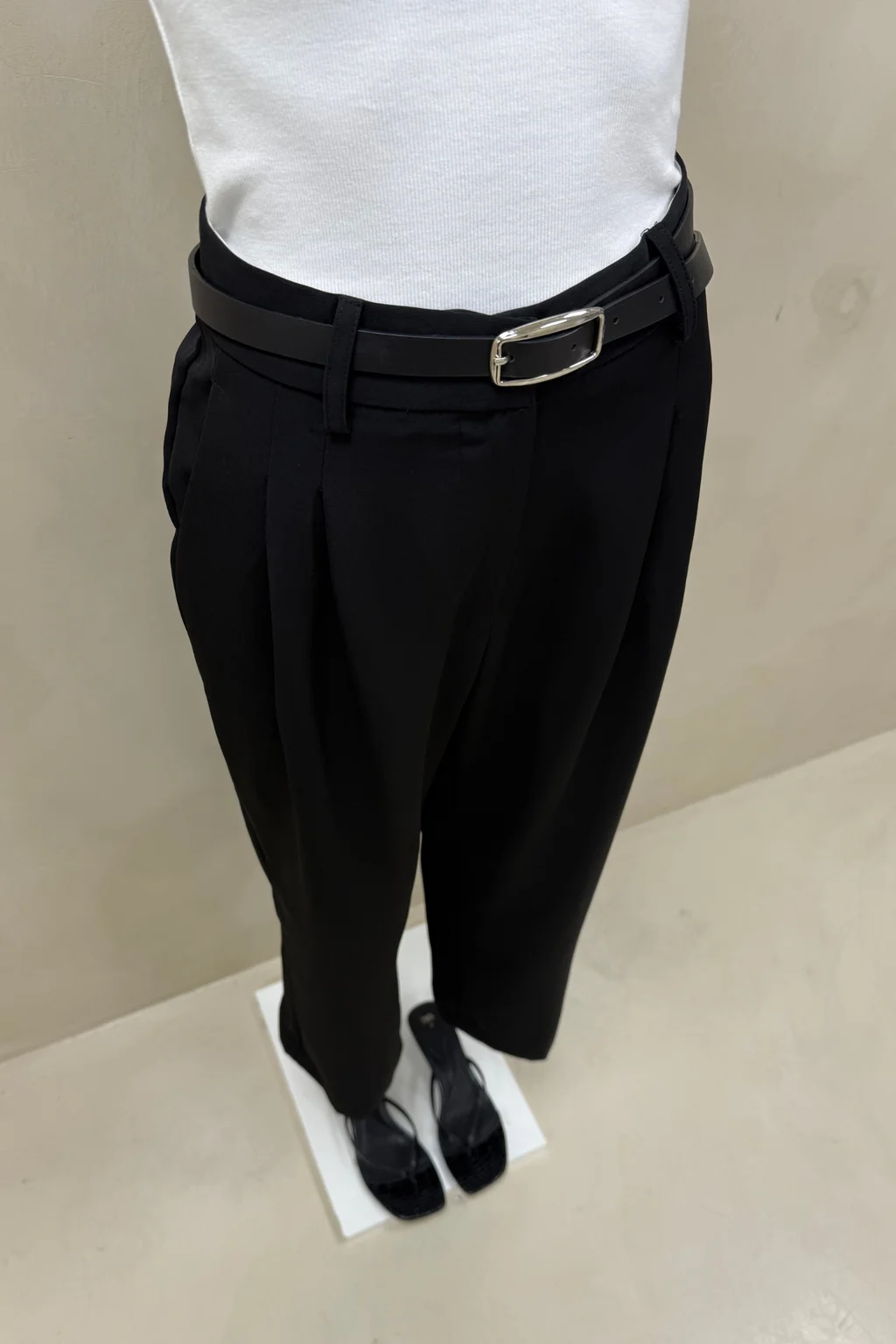 Pantalon Sastrero Ari - 1