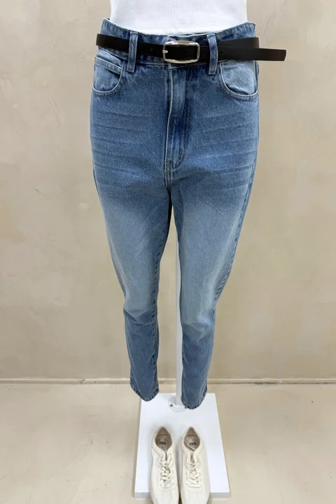 Jean Mom Vicky