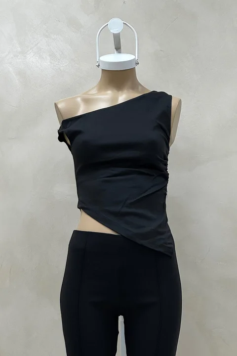 Top Asimetrico Bengalina