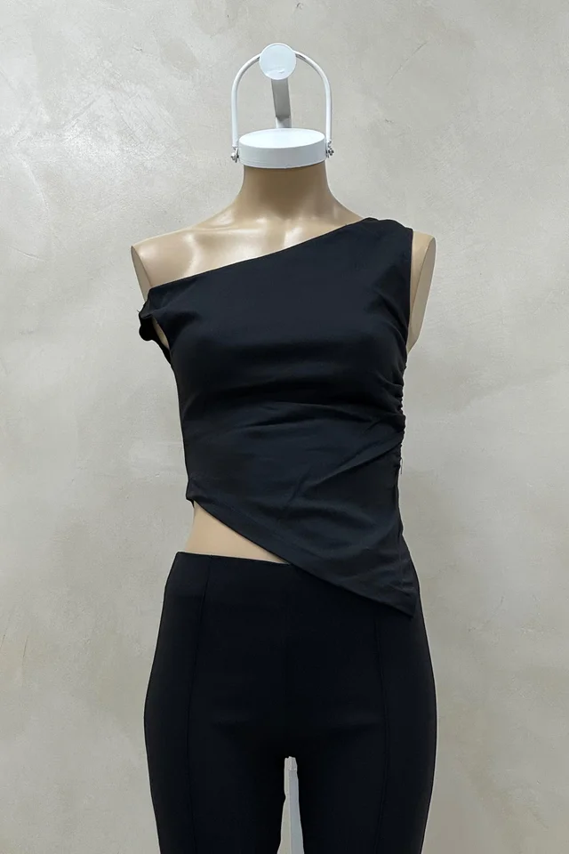 Top Asimetrico Bengalina