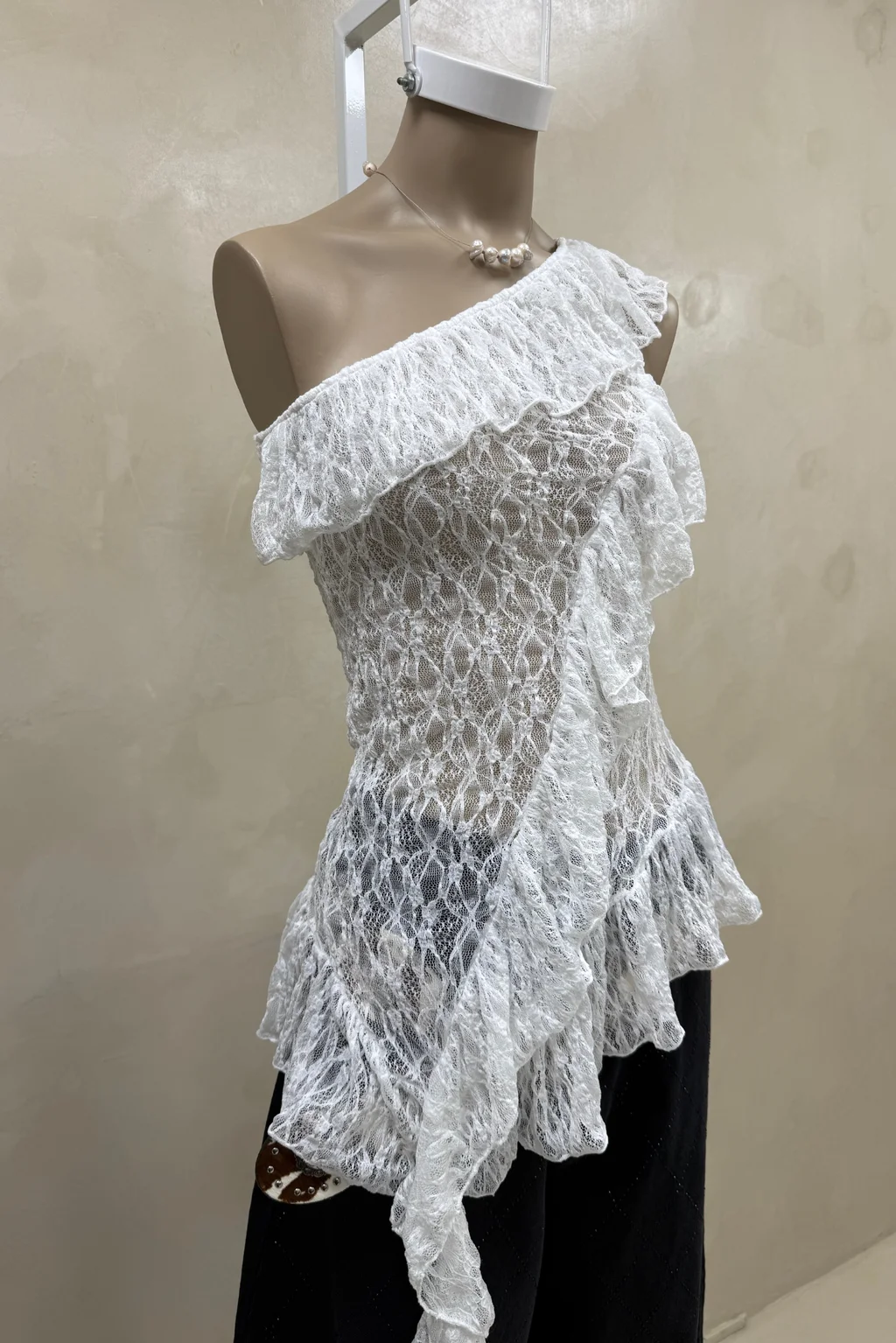 Top Encaje Volados Pico - 2