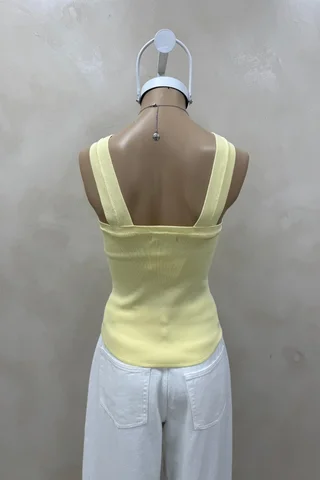 Musculosa Tejida Basica - Vista 3