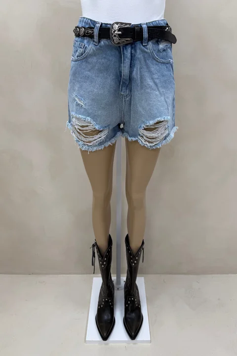 Short Celeste Roturas