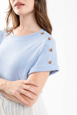 Remera Wada - Vista 1