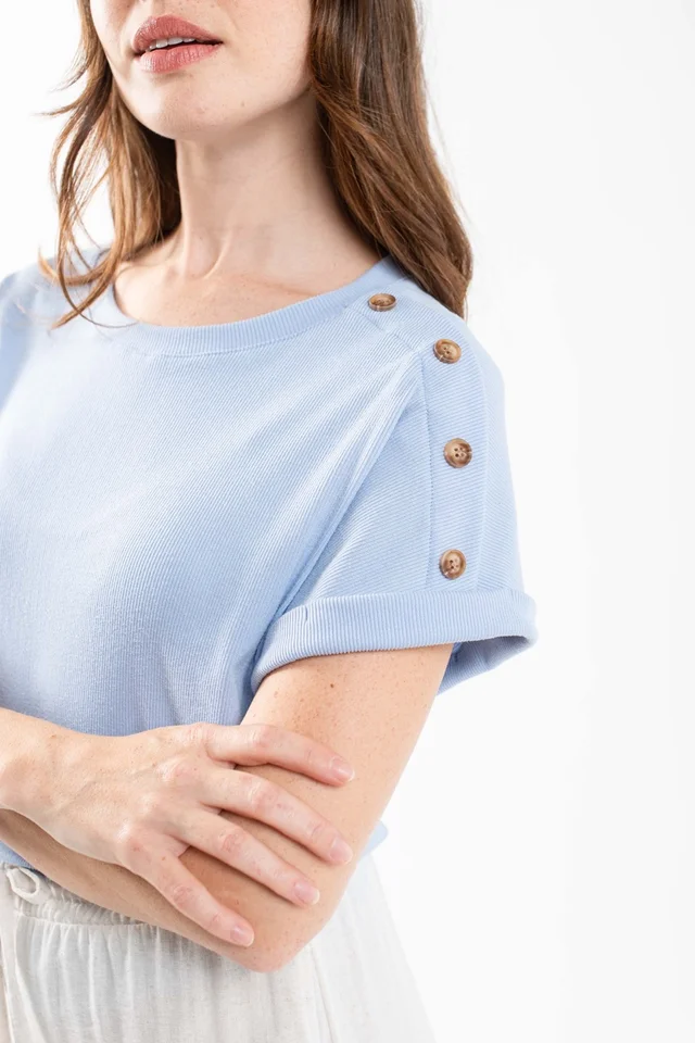 Remera Wada