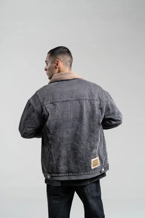 169  CAMPERA TRUCKER