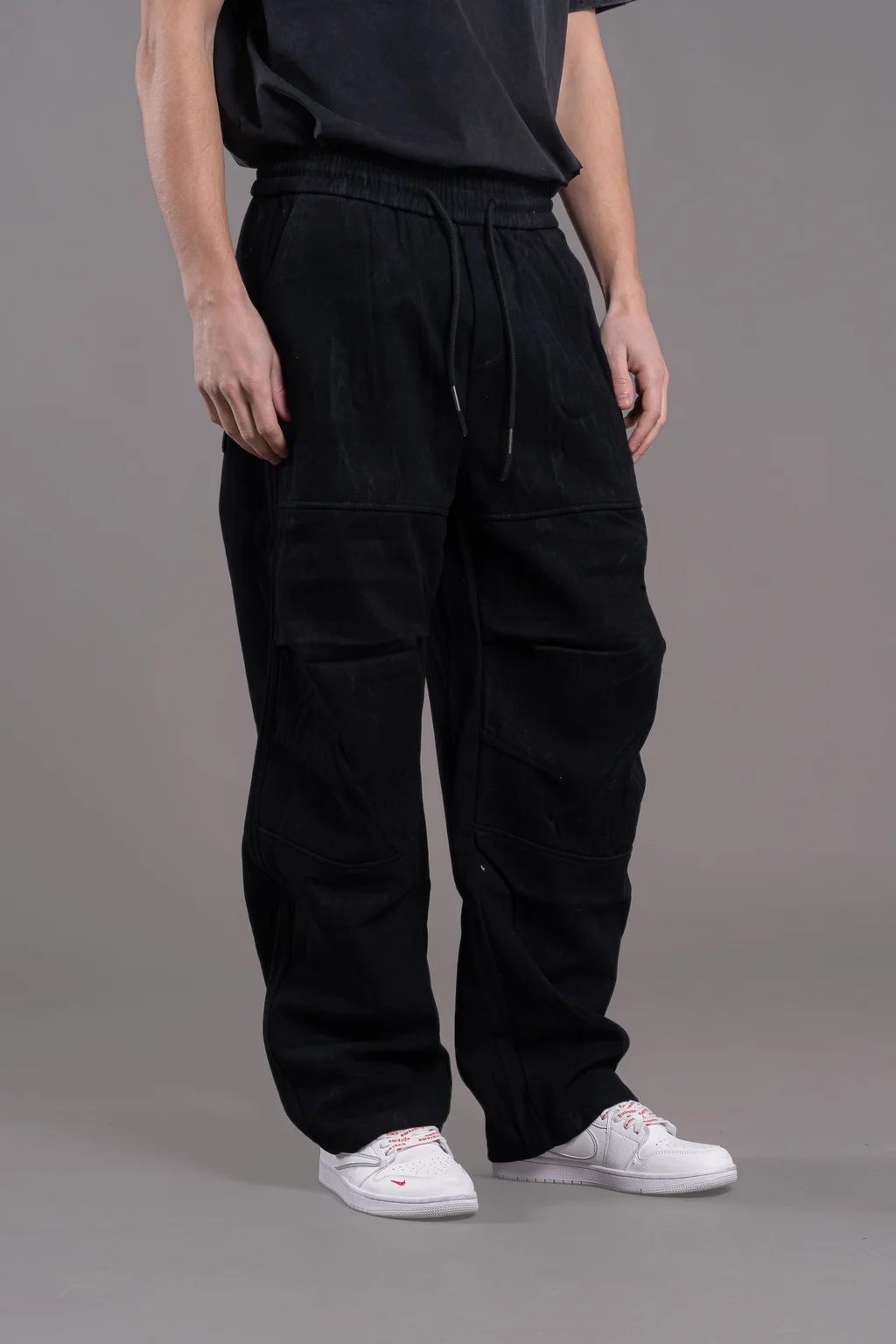 Y25776-1 jogging importado black