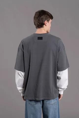 06 OVERSIZE MOTIVATION LAYER GREY - Vista 3