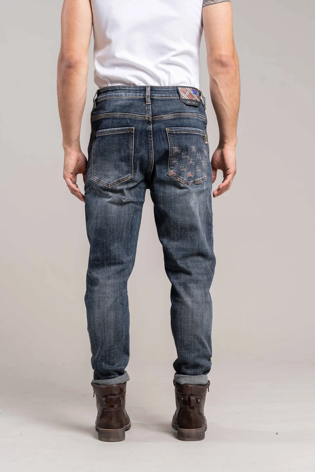 36 ULTIMOS TALLES Jeans Slim Fit Importado