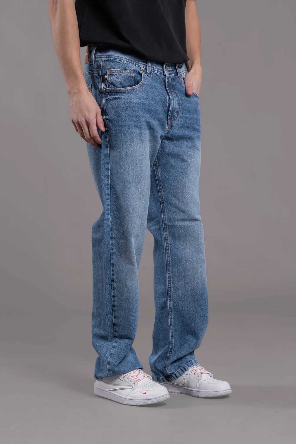 451 RELAXED BLUE 