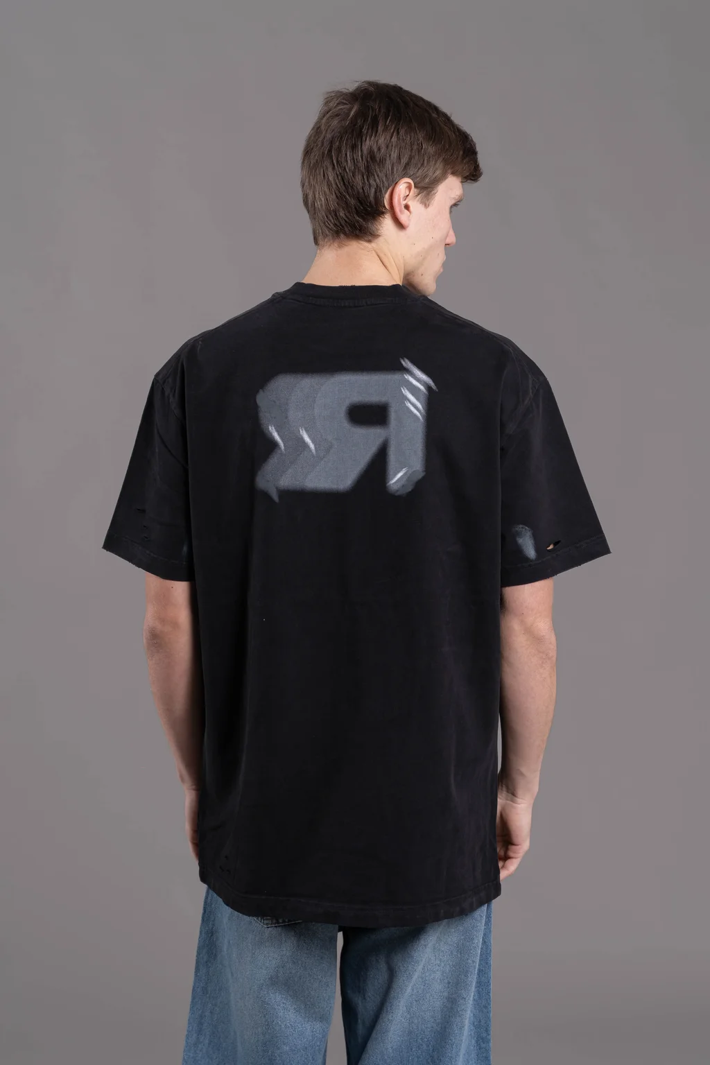 04B  OVERSIZED  SHADOW BLACK