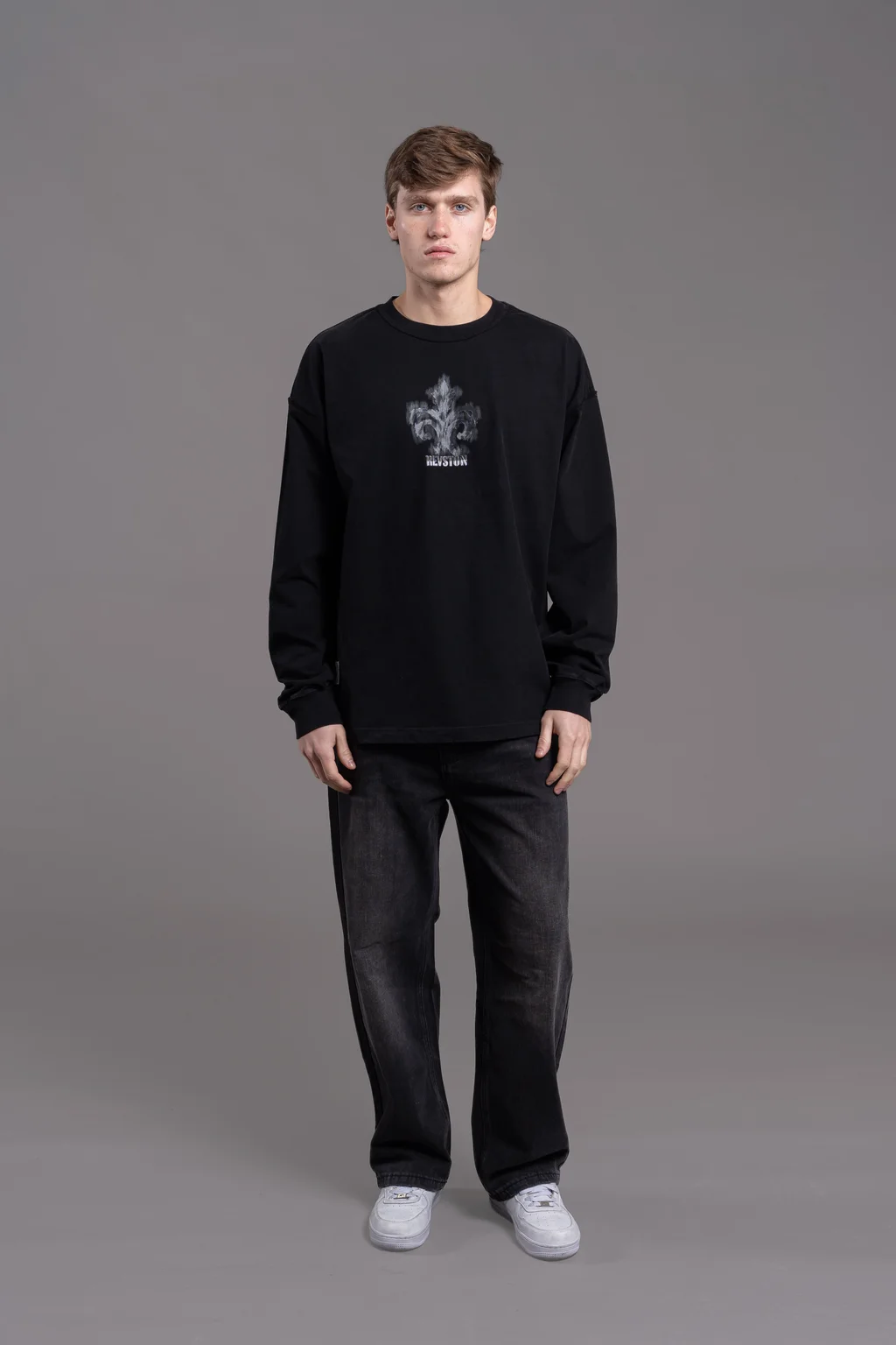 03 OVERSIZE CREST BLACK