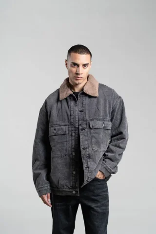 169  CAMPERA TRUCKER - Vista 3