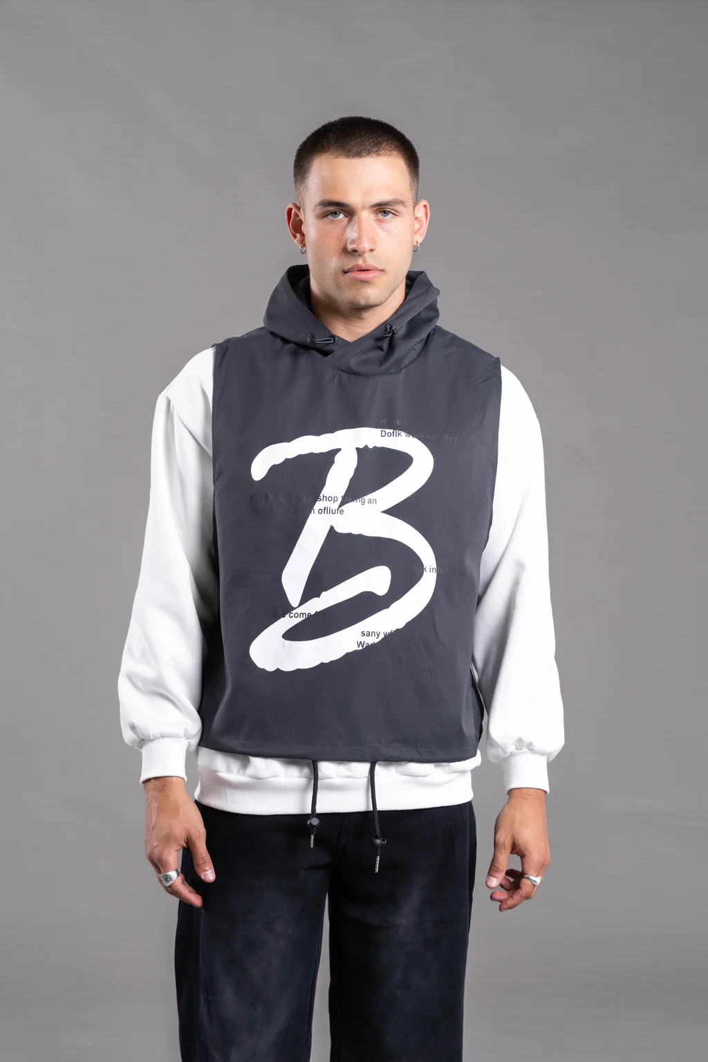 XZRN-52 LAYERED STREET HOODIE BLACK