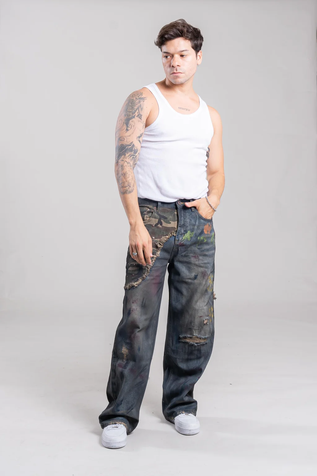31022 JEANS BROKEN SPACE