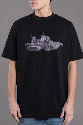 09 OVERSIZED FUTURE RUNNER BLACK - Vista 4