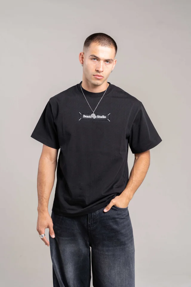 200r  Remera con apliques Bordado