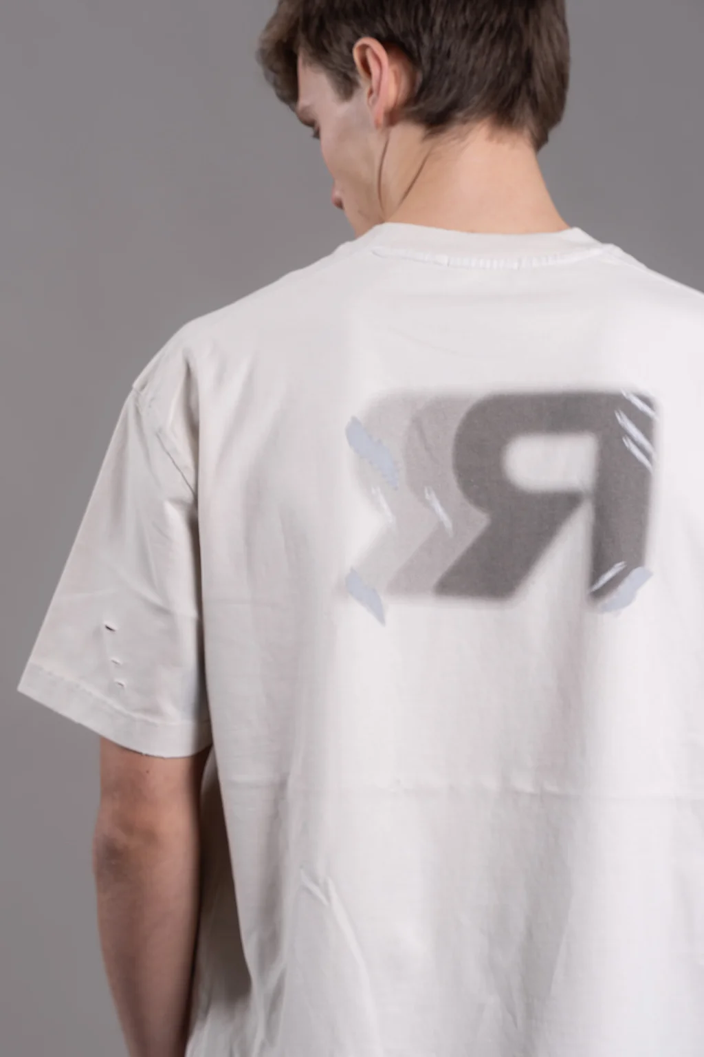 04 GHOST OFF WHITE
