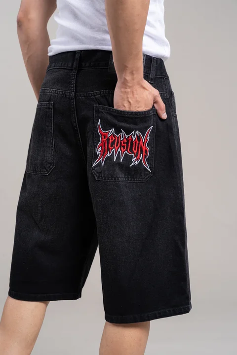 402 - BERMUDA BAGGY BLACK AND RED