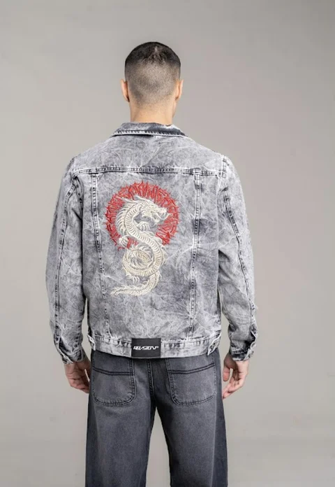 367 C CAMPERA RED DRAGON