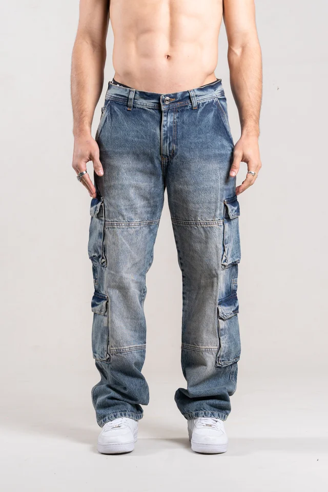 322 JEAN RELAXED CARGO CON RECORTE