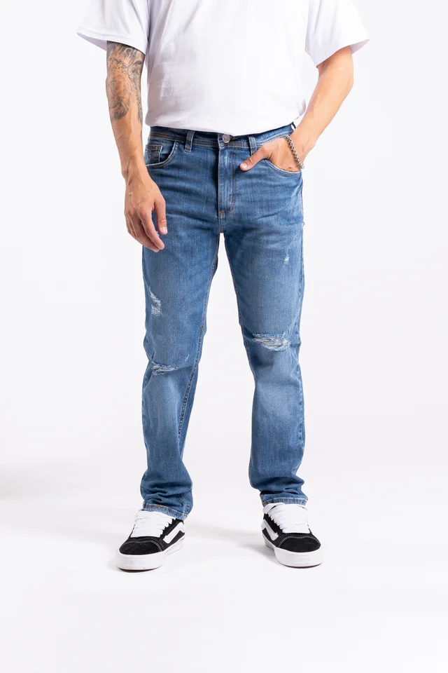 202 slim fit con rotura