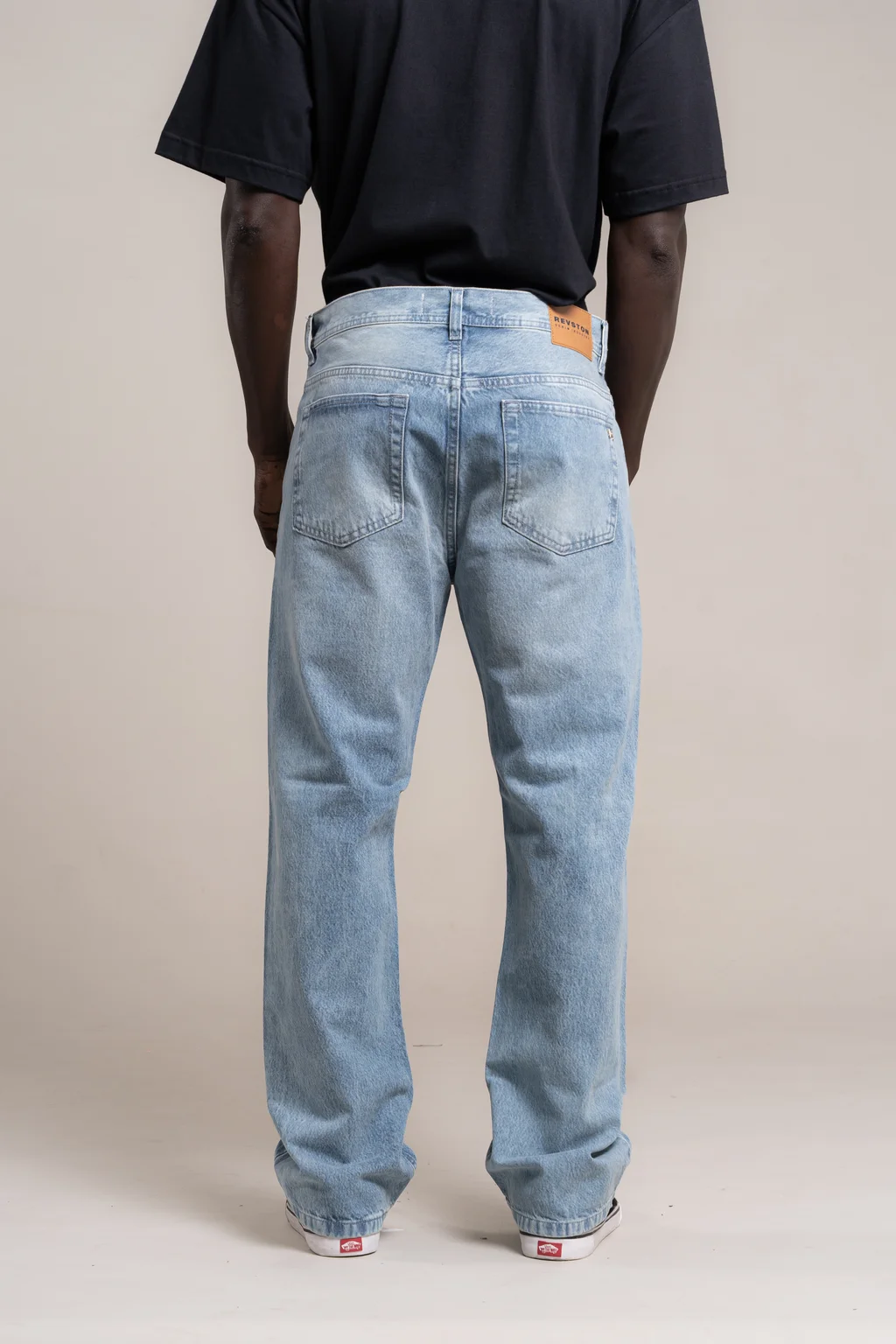 232 - jean RELAXED CON ROTURAS oxido