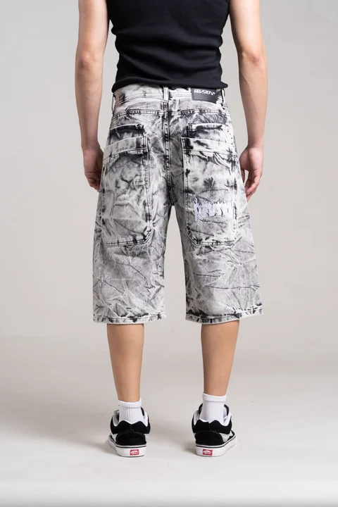 397 - BERMUDA BAGGY SNOW