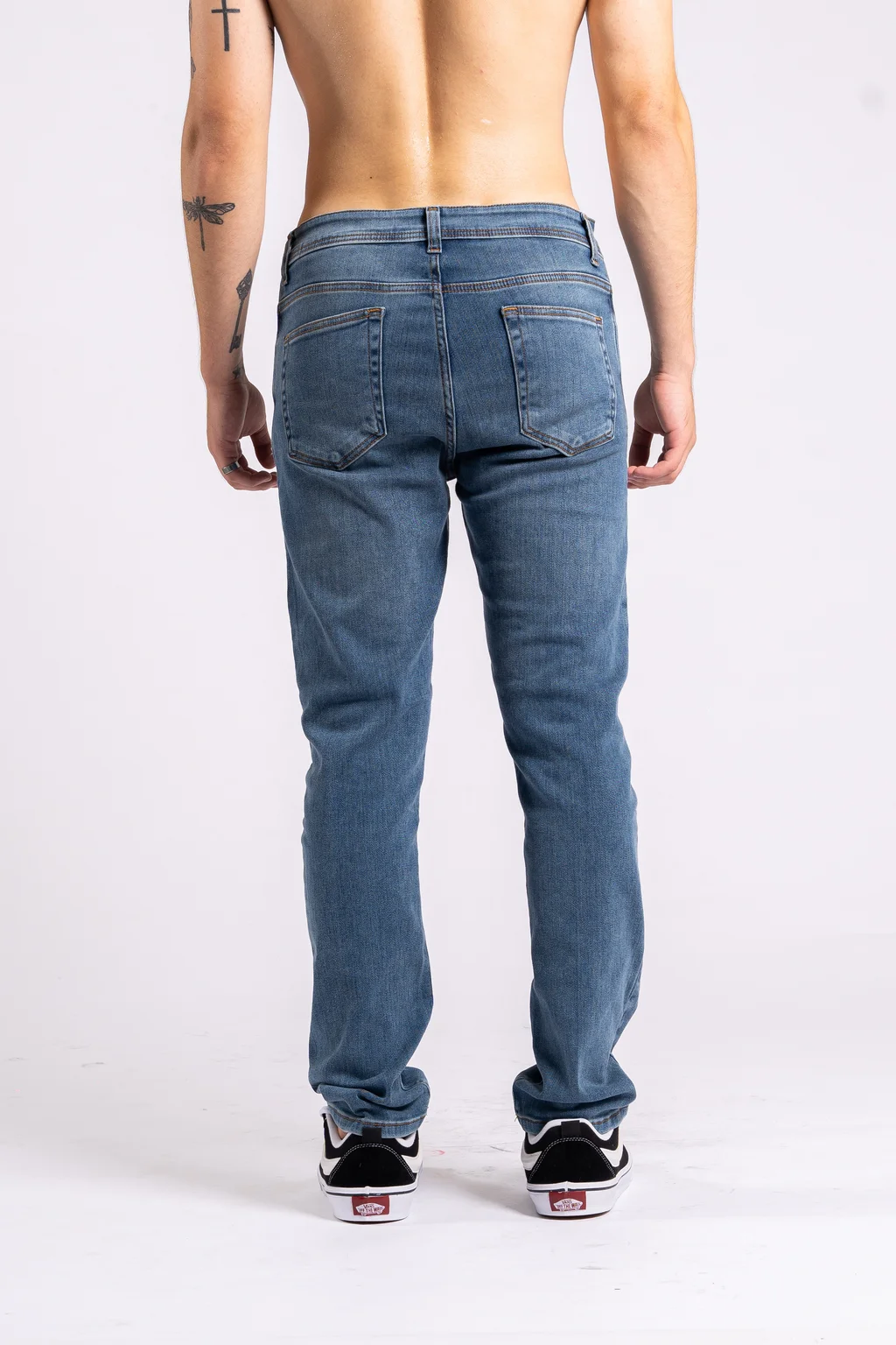 342- SLIM FIT SS25