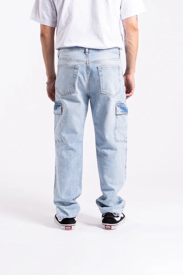 248 - jean STRAIGHT CARGO celeste