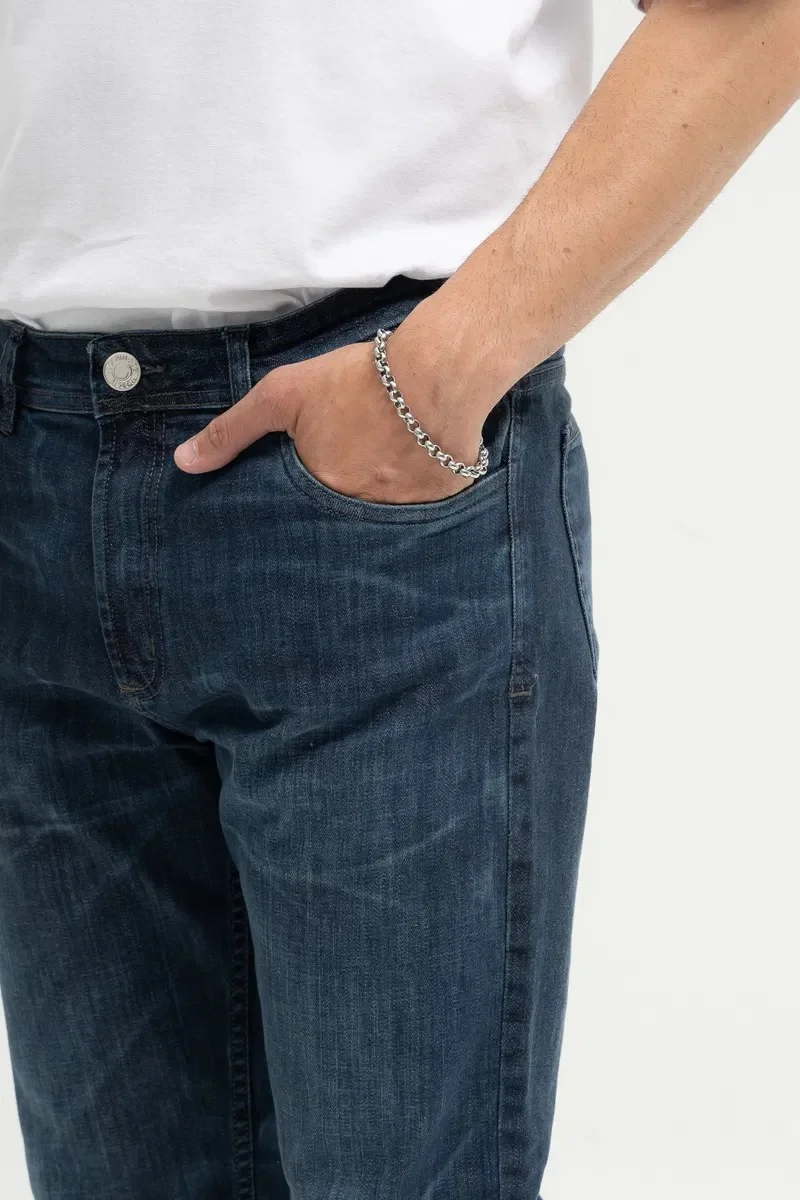 184 A slim Fit