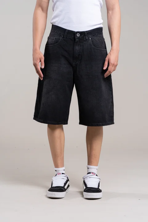 402 - BERMUDA BAGGY BLACK AND RED