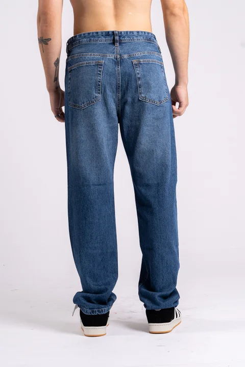 288-  jean mom ALERCES c/localizado