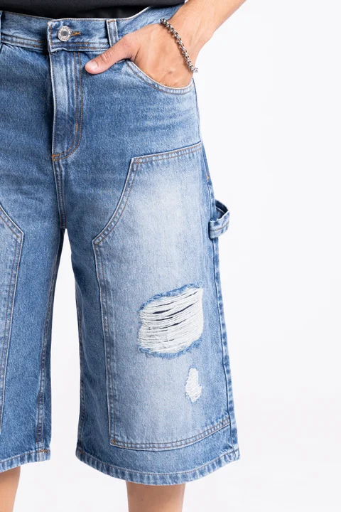 261 Bermuda carpintero con rotura