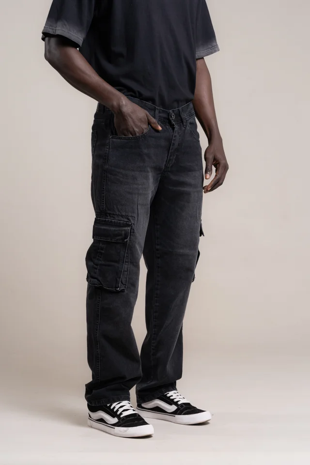 377 - STRAIGHT CARGO NEGRO