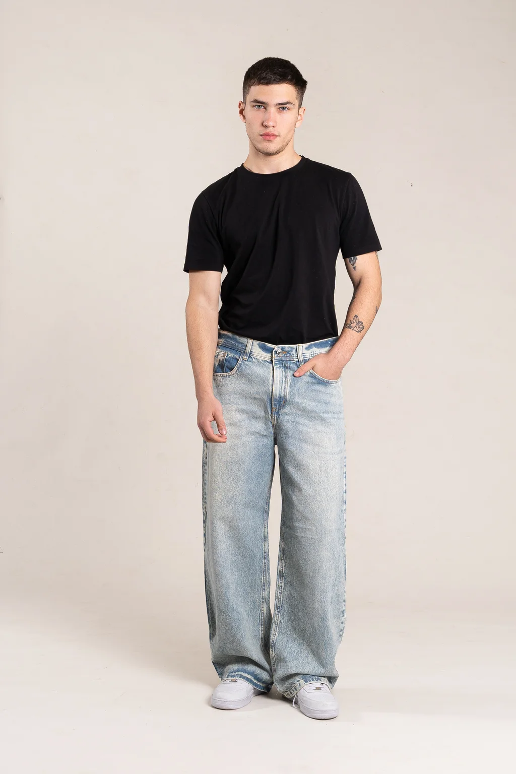 332 JEANS OXIDO CON BORDADO