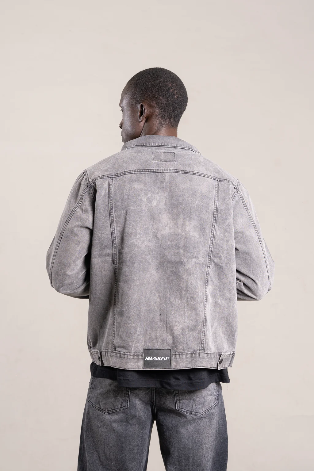 14A - CAMPERA GRIS C/ROTURAS