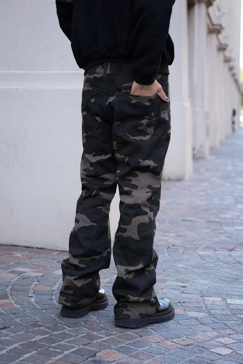 BBCC4521 - BOOTCUT CAMUFLADO STRIVEN