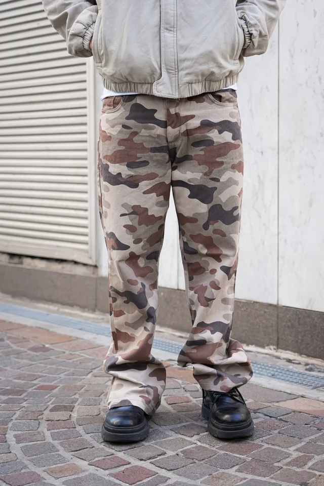 AABB4563 - BOOTCUT CAMO BEIGE