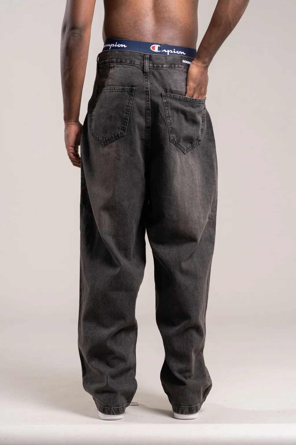 000084TS - BAGGY TYSON