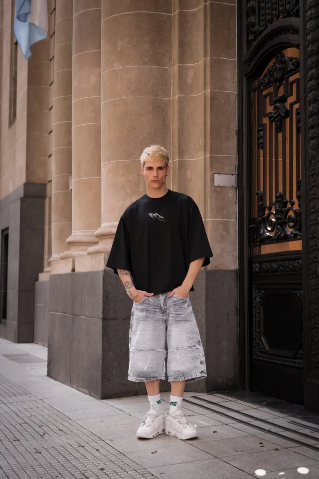 0000BNDI - BOXY FIT DISC BLACK