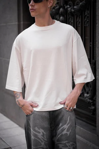 1000RBYL - REMERAS BOXY FIT LISAS - Vista 1