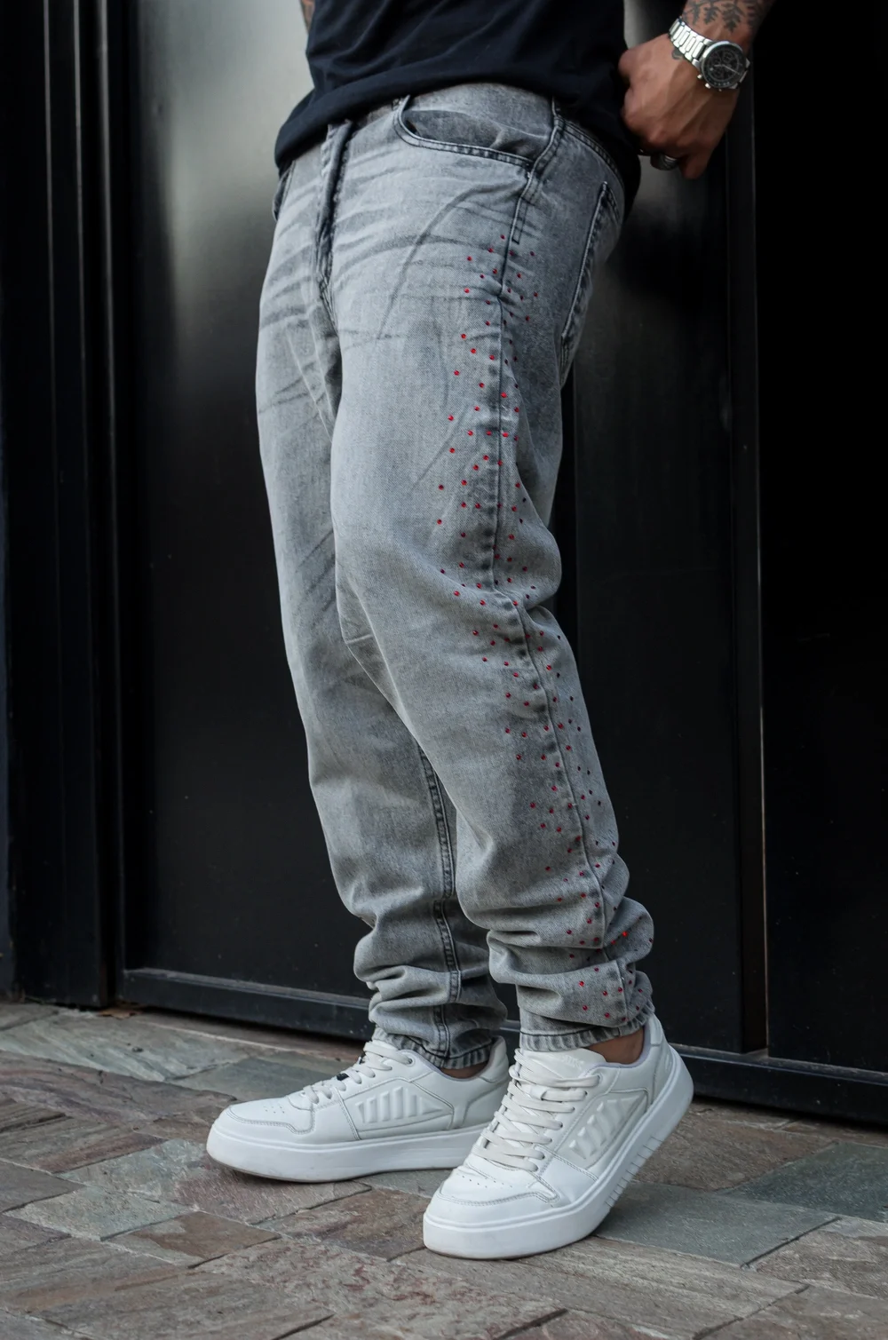 GREY STRASS